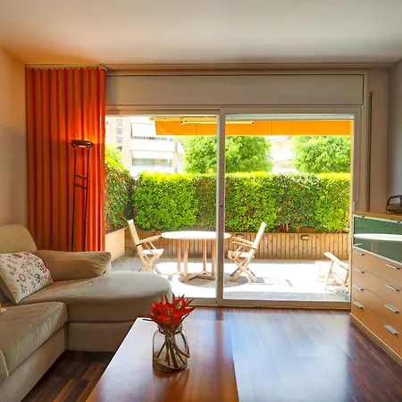 Megan By Hello Homes *