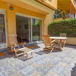 Megan By Hello Homes Sitges