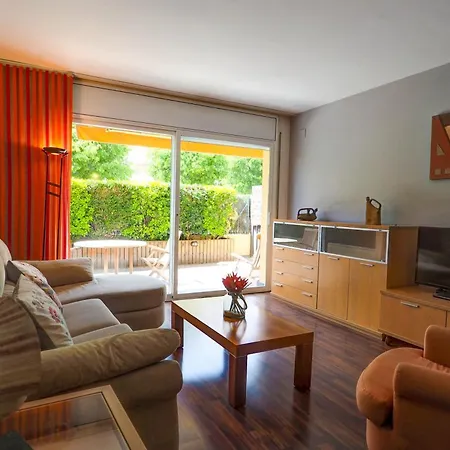 Megan By Hello Homes