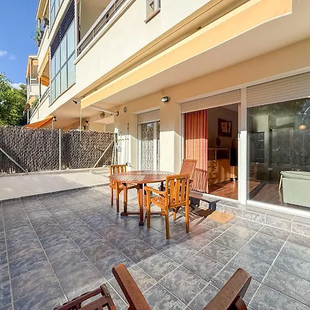 Megan By Hello Homes Sitges