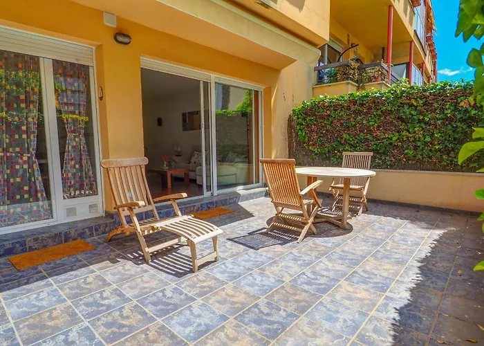 Megan By Hello Homes Sitges