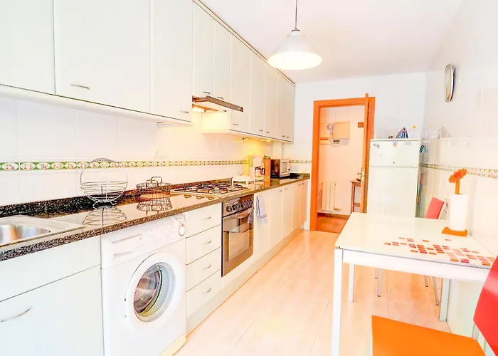 Megan By Hello Homes *