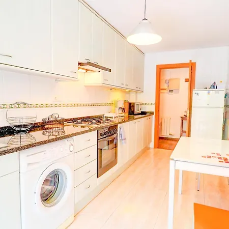 Megan By Hello Homes *