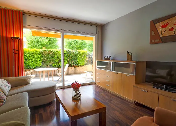 Megan By Hello Homes Sitges